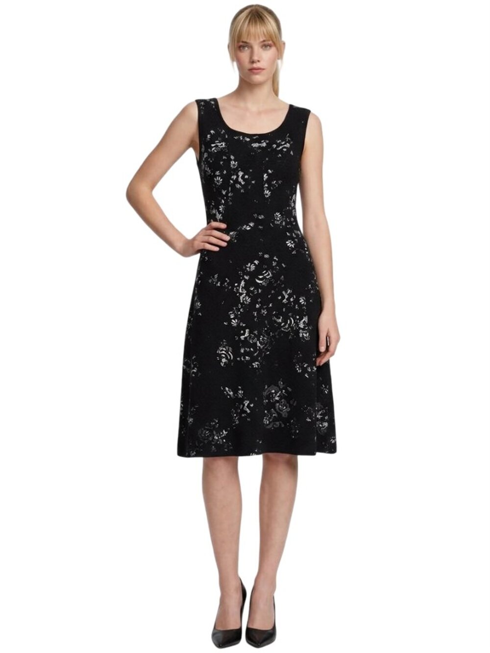 Ann Taylor Fit & Flare Black Floral Dress Sleeveless Rounded Neck Versatile